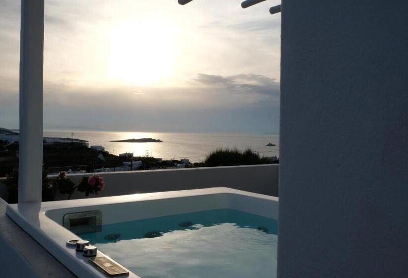 Люкс Вид на Море с Гидромассажем, Ostraco Suites