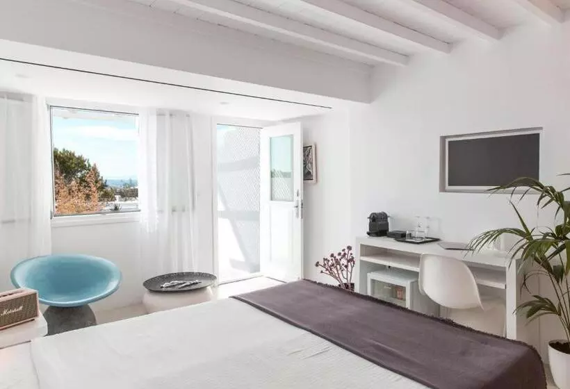 اتاق لوکس با چشم‌انداز دریا, Ostraco Suites