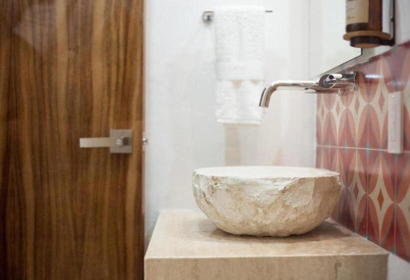 기본룸, Latino Hotel Boutique