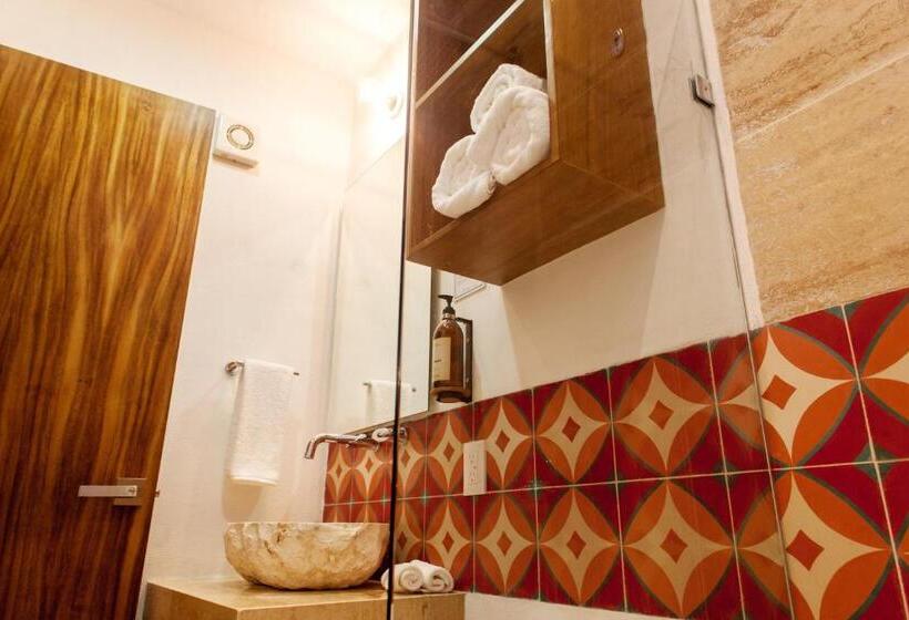 기본룸, Latino Hotel Boutique