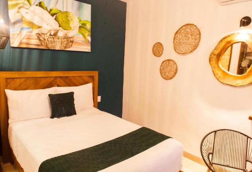 스위트, Latino Hotel Boutique