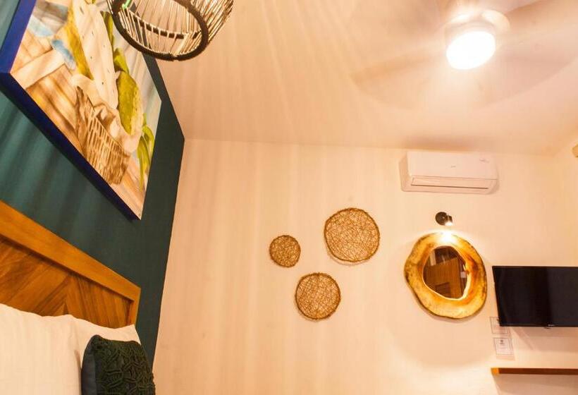 스위트, Latino Hotel Boutique