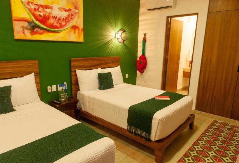 小型豪华套房, Latino Hotel Boutique