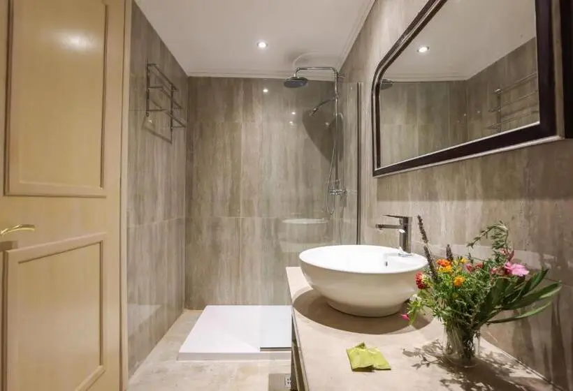 スーペリアールーム, Paleo Artnouveau Hotel Adults Only