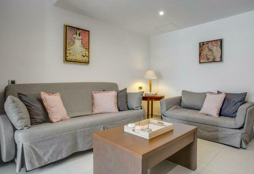 전용 풀장 주니어 스위트, Porto Platanias Beach Resort & Spa