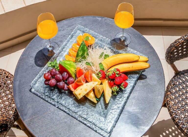 전용 풀장 주니어 스위트, Porto Platanias Beach Resort & Spa