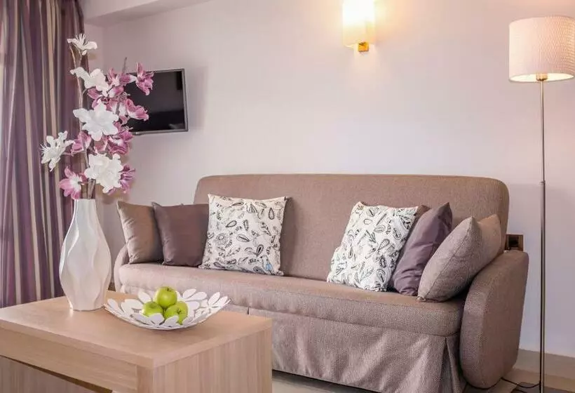 سوییت با چشمانداز دریا, Porto Platanias Beach Resort & Spa