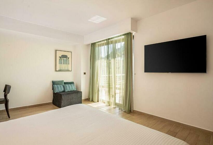 Люкс 2 Спальни, Porto Platanias Beach Resort & Spa