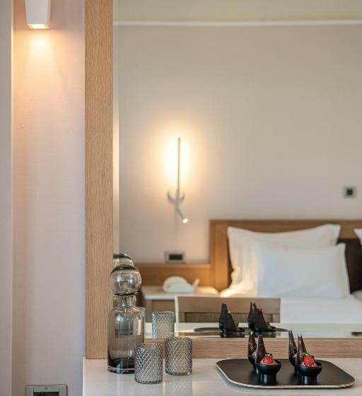 스탠다드 룸 바다 전망, Porto Platanias Beach Resort & Spa