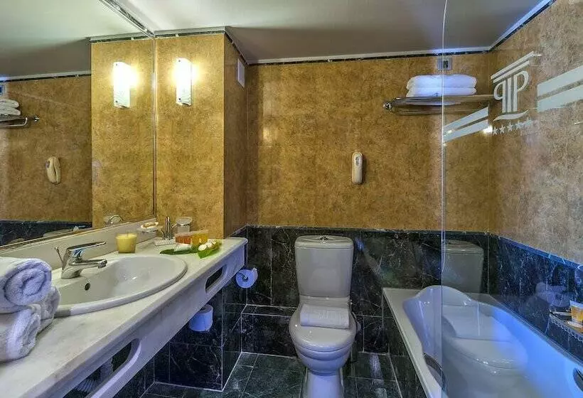 اتاق اساندارد با چشمانداز جانبی به دریا, Porto Platanias Beach Resort & Spa