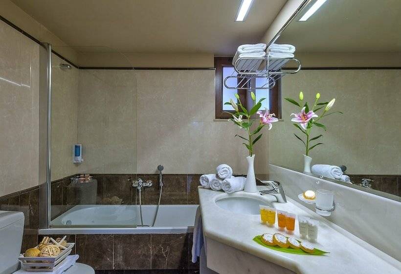 Номер Стандарт Боковой Вид на Море, Porto Platanias Beach Resort & Spa