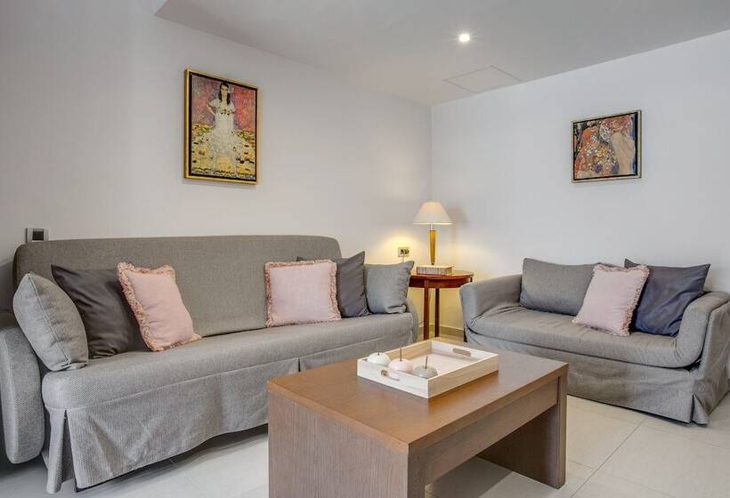 전용 풀장 주니어 스위트, Porto Platanias Beach Resort & Spa