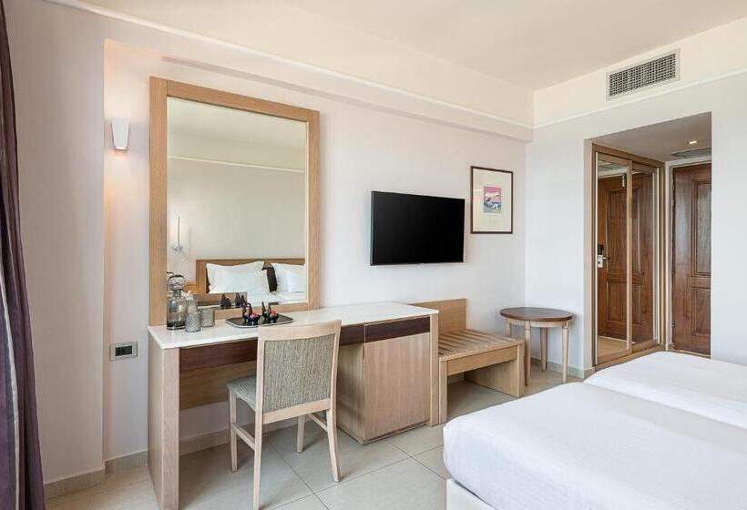 스탠다드 룸 측면 바다 전망, Porto Platanias Beach Resort & Spa