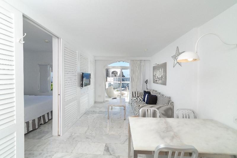 Полулюкс с Бассейном, Porto Platanias Beach Resort & Spa