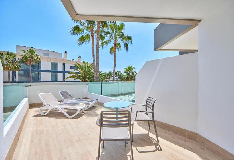 غرفة قياسية مزوَّدة بتراس, Tomir Portals Suites  Adults Only