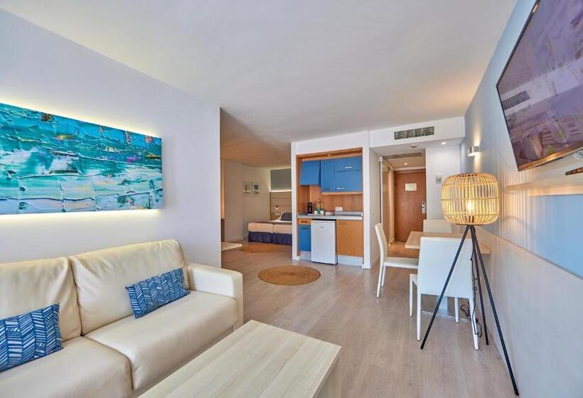 جناح جونيور مزوَّد بتراس, Tomir Portals Suites  Adults Only