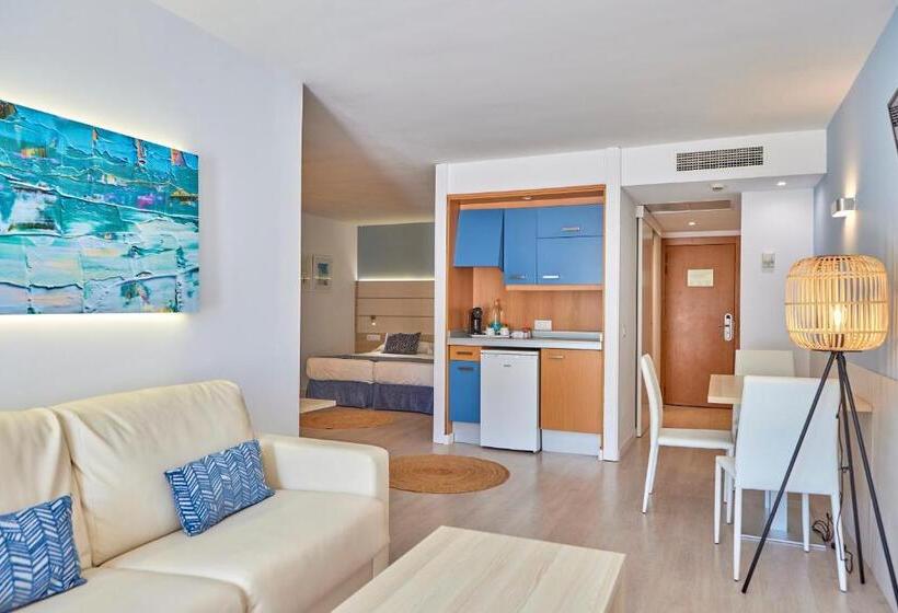 Полулюкс Одноместный с Террасой, Tomir Portals Suites  Adults Only