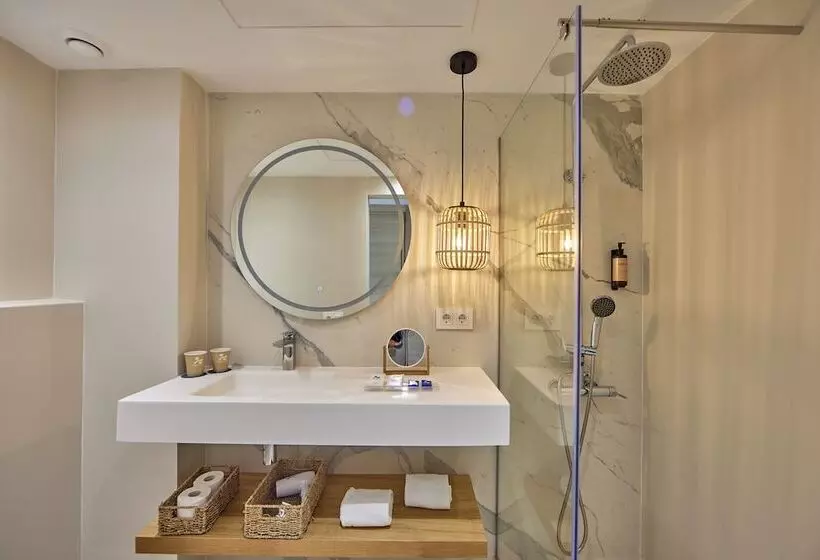 اتاق استاندارد با بالکن, Tomir Portals Suites  Adults Only