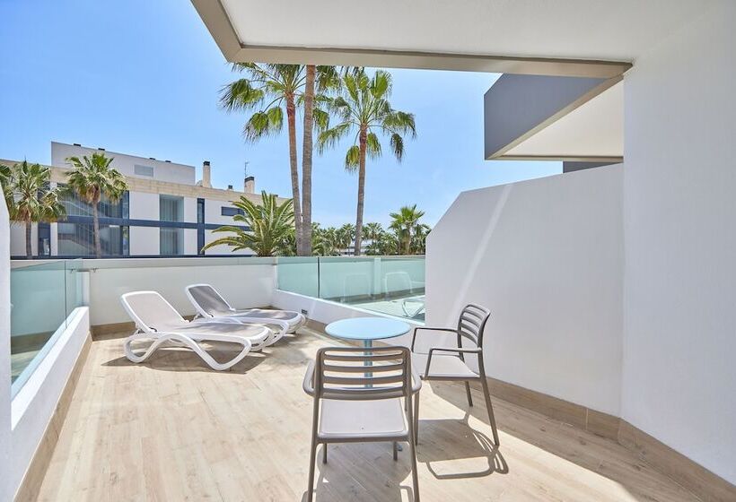 جناح جونيور مزوَّد بتراس, Tomir Portals Suites  Adults Only