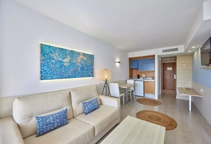 سوییت جونیور با چشم‌انداز دریا, Tomir Portals Suites  Adults Only