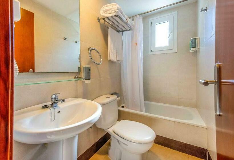 بانگلوی استاندارد, Valentin Playa de Muro