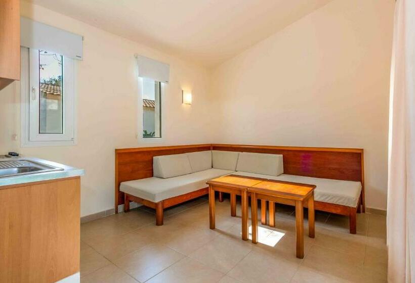 بانگلوی استاندارد, Valentin Playa de Muro