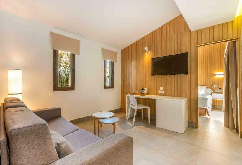 بانگلوی استاندارد, Valentin Playa de Muro