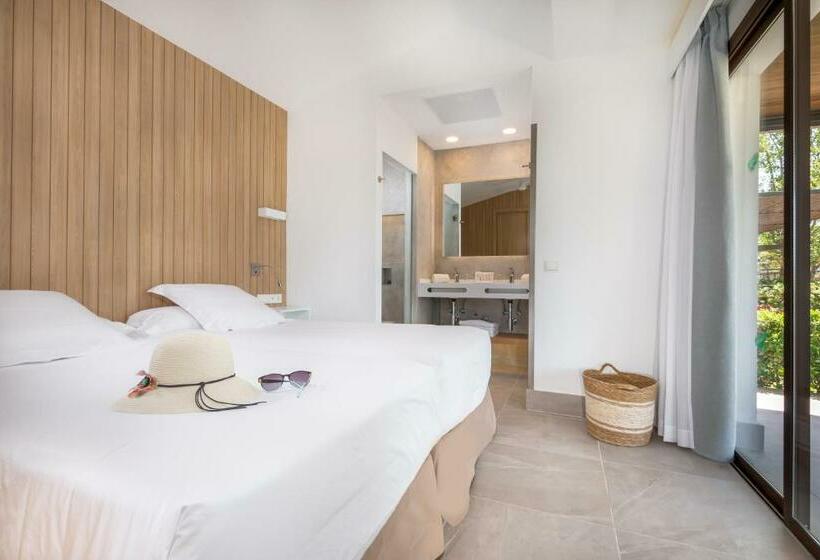 بانگلوی استاندارد, Valentin Playa de Muro