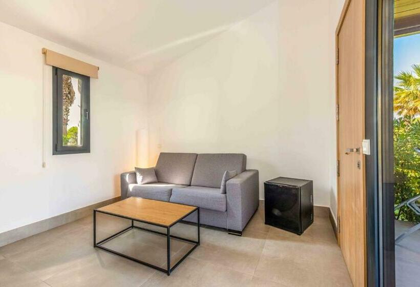 بانگلوی استاندارد, Valentin Playa de Muro