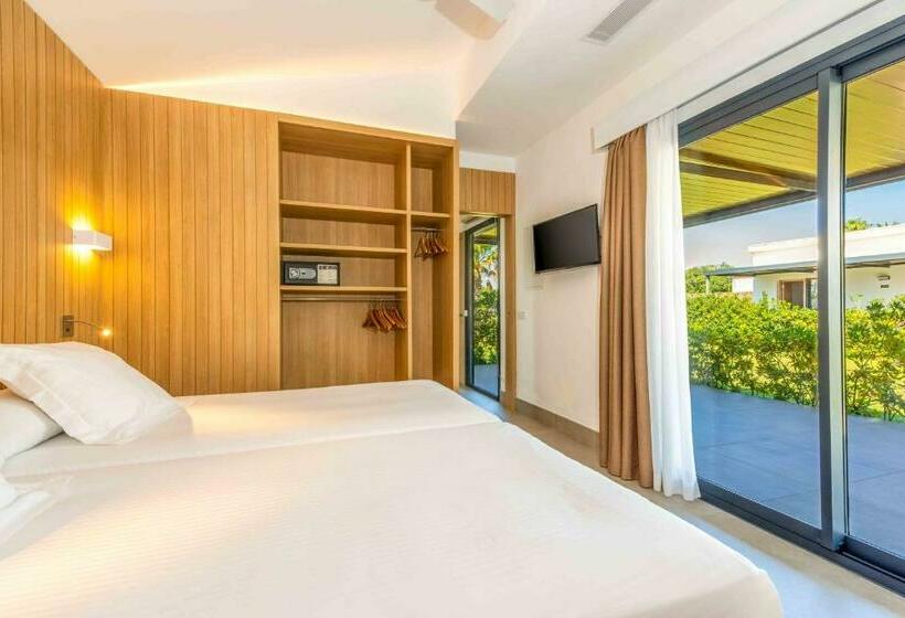 بانگلوی استاندارد, Valentin Playa de Muro