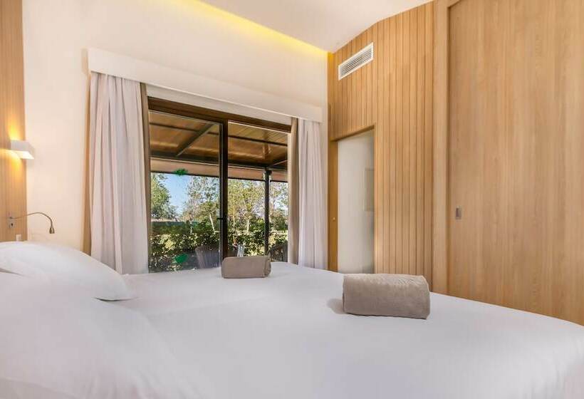 بانگلوی استاندارد, Valentin Playa de Muro