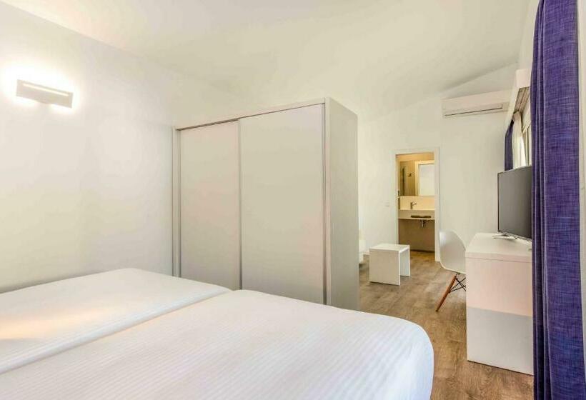 بانگلوی لوکس, Valentin Playa de Muro