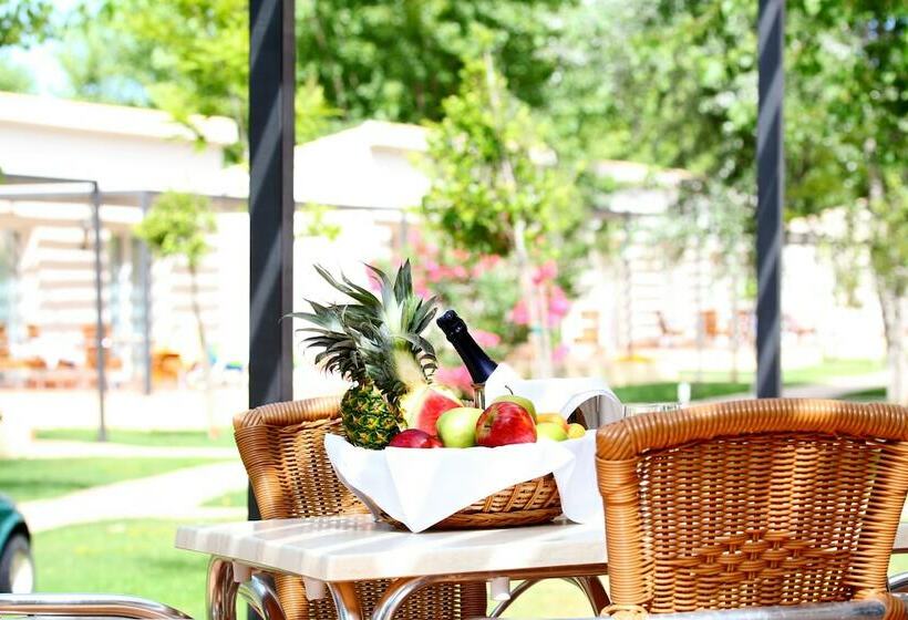 بانگلوی لوکس, Valentin Playa de Muro