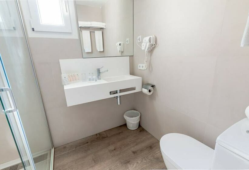 بانگلوی لوکس, Valentin Playa de Muro