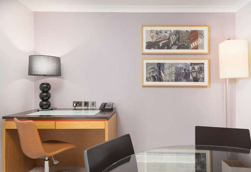 إستوديو قياسى سرير كينج, Aka Brickell