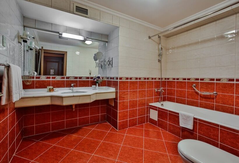 اتاق استاندارد, Central