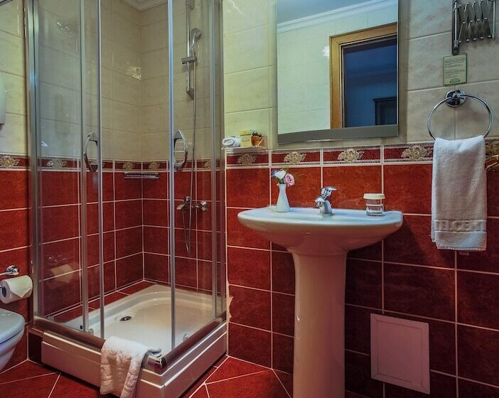 اتاق استاندارد, Central