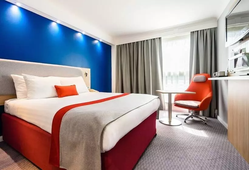 Standard-huone, Holiday Inn Express Portsmouth Gunwharf Quays, An Ihg