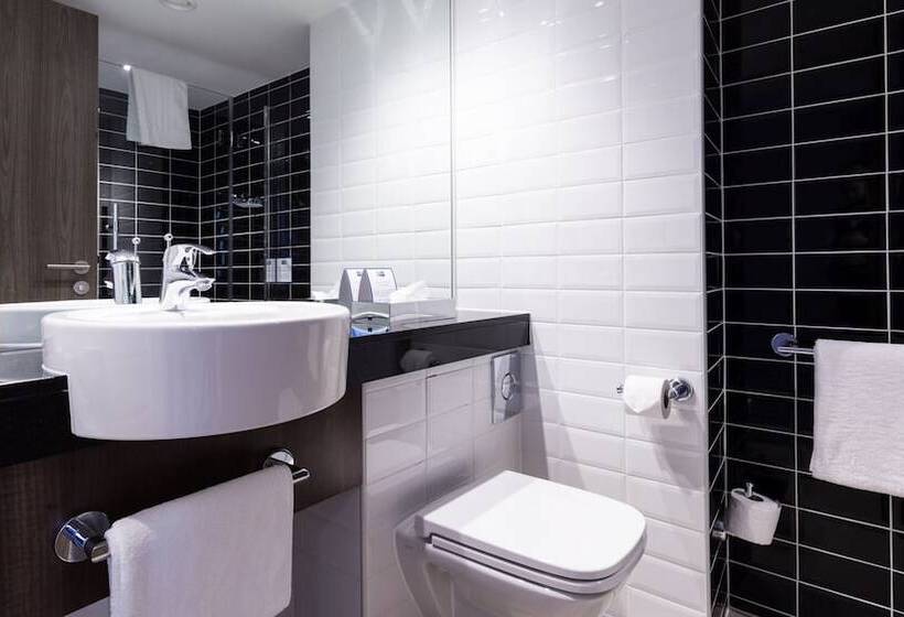 标准间, Holiday Inn Express Wakefield, An Ihg