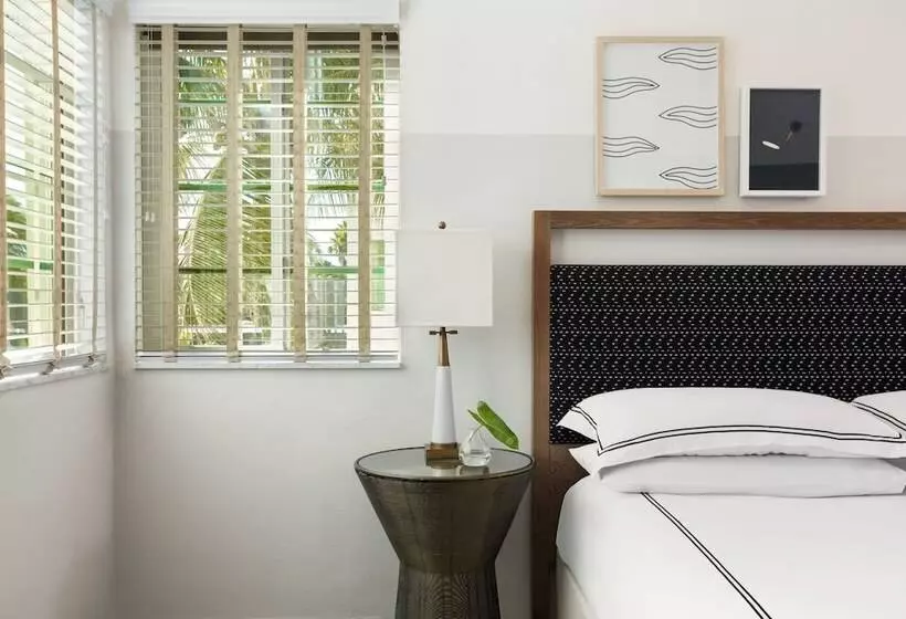 سوییت, Kimpton Surfcomber Hotel, An Ihg