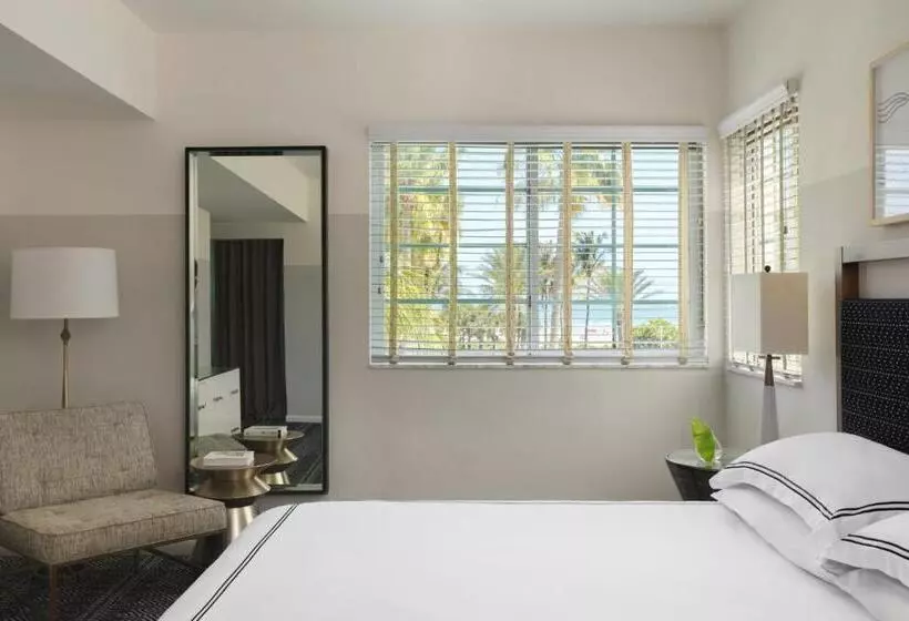 اتاق پرمیوم, Kimpton Surfcomber Hotel, An Ihg