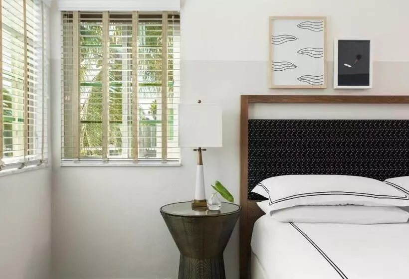سوییت, Kimpton Surfcomber Hotel, An Ihg