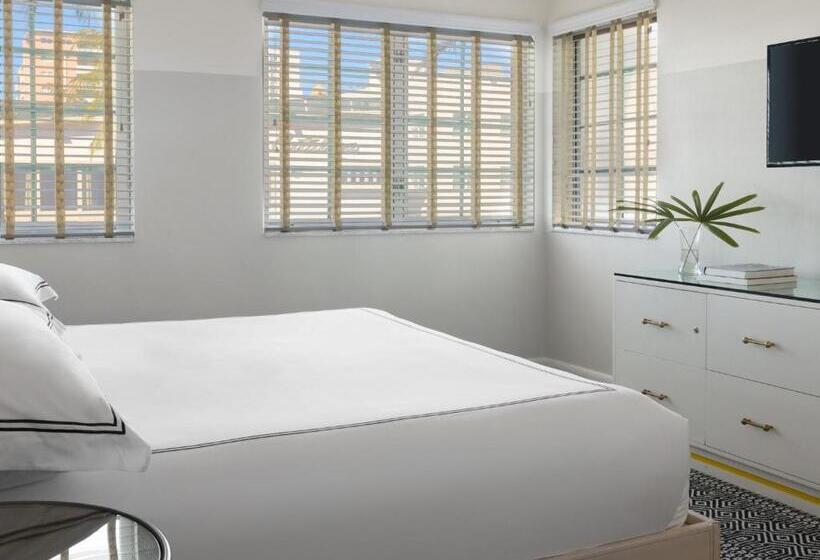 חדר פרמיום, Kimpton Surfcomber Hotel, An Ihg