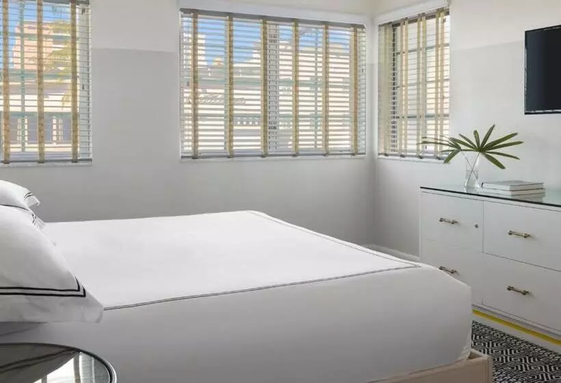 اتاق پرمیوم, Kimpton Surfcomber Hotel, An Ihg