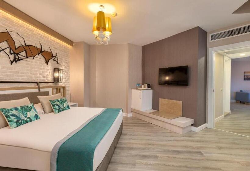 Люкс с гидромассажем, Limak Arcadia Sport Resort Belek