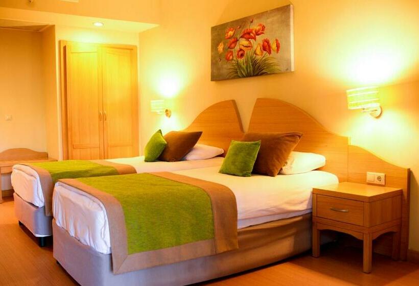 Номер Economy, Limak Arcadia Sport Resort Belek