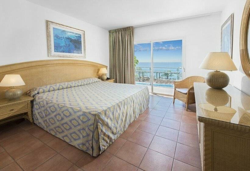 高级家庭房间, Mogan Princess & Beach Club