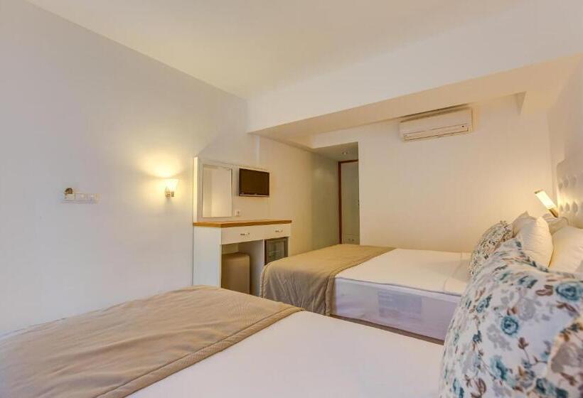 اتاق استاندارد سه نفره, Monta Verde Hotel & Villas