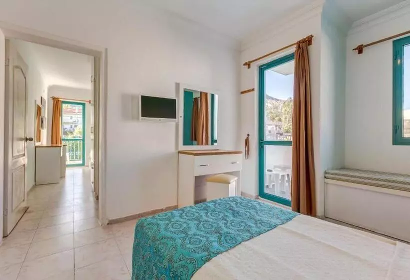 Perhehuone, Monta Verde Hotel & Villas