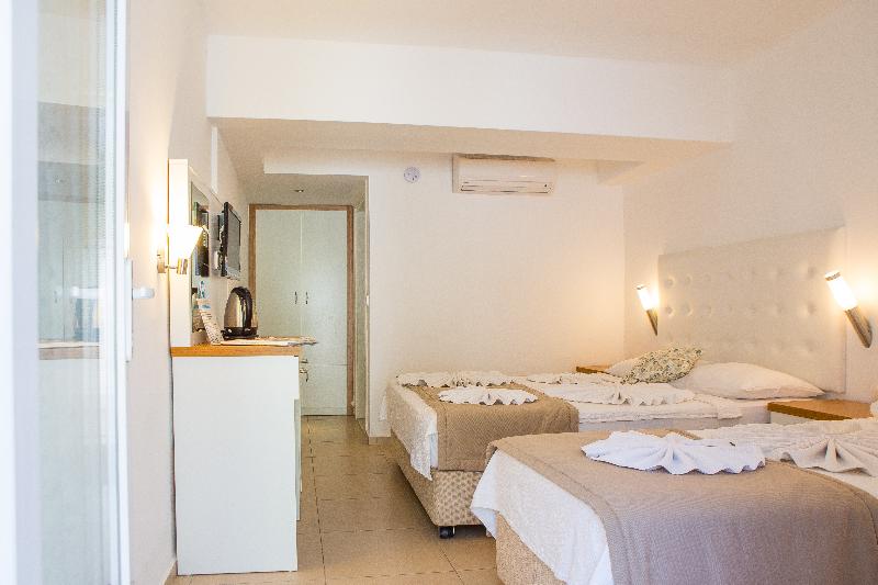 Номер Стандарт Трехместный, Monta Verde Hotel & Villas